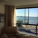 Frente Mar Aconchegante